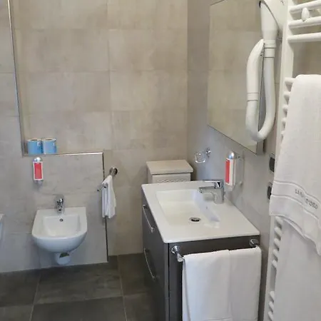 La D'oro Ristorante Апарт-отель Monteduro