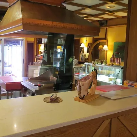 アパートホテル La D'oro Ristorante