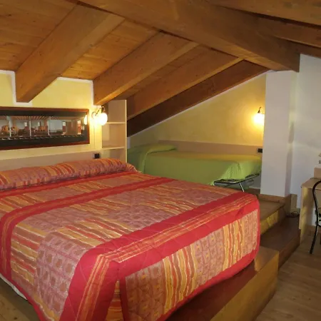 La D'oro Ristorante Aparthotel *