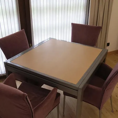 アパートホテル La D'oro Ristorante Monteduro